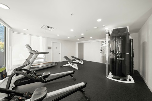 3003-13438 Central Avenue, Surrey, BC - Indoor Photo Showing Gym Room