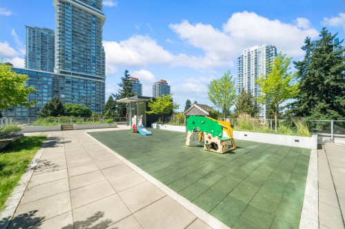 3003-13438 Central Avenue, Surrey, BC - Outdoor