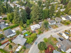 14935 Canary Drive Surrey, BC V3R 4V2