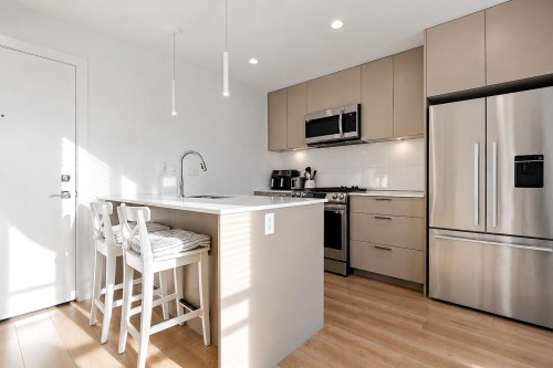 603-8380 200a Street  Langley, BC V1M 3Y4