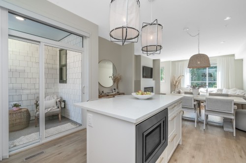53-19897 75A Avenue, Langley, BC - Indoor