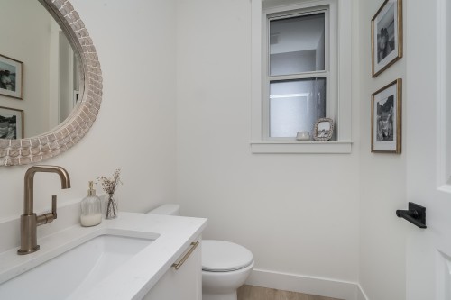53-19897 75A Avenue, Langley, BC - Indoor Photo Showing Bathroom