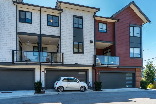 53-19897 75A Avenue, Langley, BC - Outdoor With Balcony With Facade