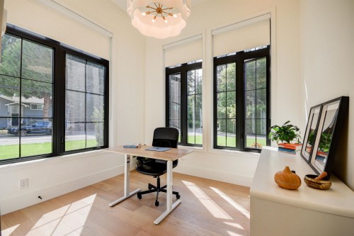 1535 128 Street, Surrey, BC - Indoor