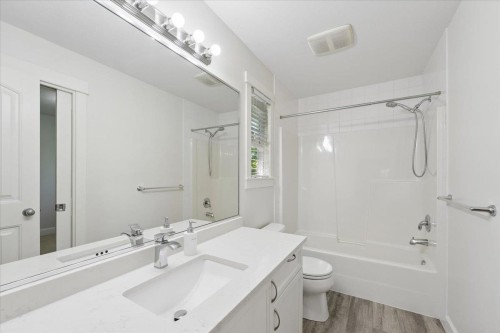 19661 73B Avenue, Langley, BC - Indoor Photo Showing Bathroom
