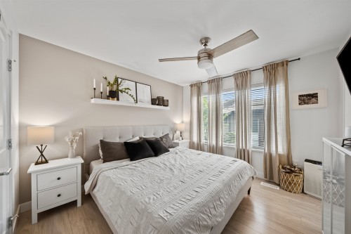 50-8430 203A Street, Langley, BC - Indoor Photo Showing Bedroom