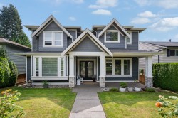 13632 Blackburn Avenue  White Rock, BC V4B 2Y8