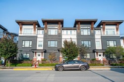 8-22128 48a Avenue Langley, BC V3A 0L6