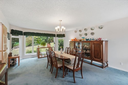 11880 Clark Drive, Delta, BC - Indoor Photo Showing Dining Room