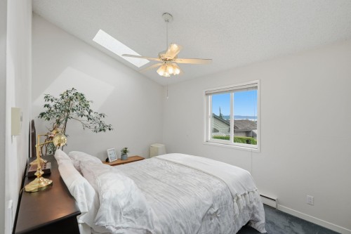 11880 Clark Drive, Delta, BC - Indoor Photo Showing Bedroom