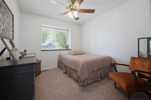 7340 Todd Crescent, Surrey, BC - Indoor Photo Showing Bedroom