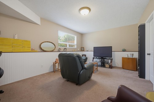7340 Todd Crescent, Surrey, BC - Indoor