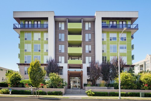 105-2565 Ware Street, Abbotsford, BC - Outdoor With Facade