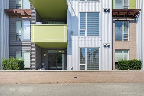 105-2565 Ware Street, Abbotsford, BC - Outdoor
