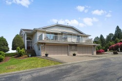 2-32925 Maclure Road Abbotsford, BC V2S 7V8