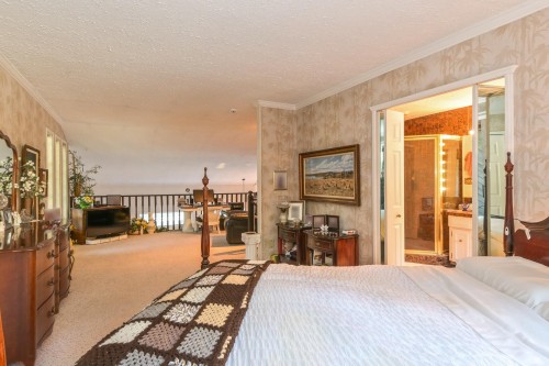 2704 St. Moritz Way, Abbotsford, BC - Indoor Photo Showing Bedroom