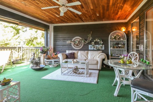 2704 St. Moritz Way, Abbotsford, BC - Outdoor With Deck Patio Veranda