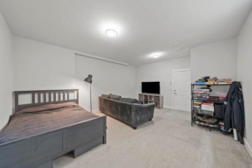 51-14541 Winter Crescent, Surrey, BC - Indoor Photo Showing Bedroom