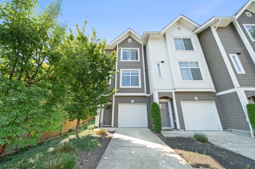 51-14541 Winter Crescent, Surrey, BC - Outdoor With Facade