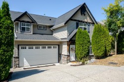 3379 Goldstream Drive Abbotsford, BC V3G 3B7