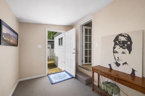 20-24330 Fraser Highway, Langley, BC 