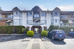 204-5646 200 Street Langley, BC V3A 1M8