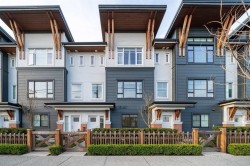 21-22128 48a Avenue Langley, BC V3A 0L6