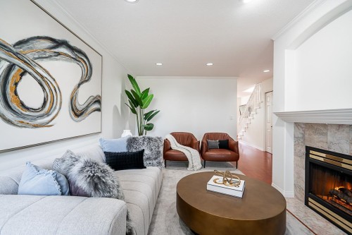 2-15099 28 Avenue, Surrey, BC - Indoor Photo Showing Living Room With Fireplace