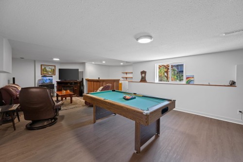 16614 Cherryhill Crescent, Surrey, BC - Indoor Photo Showing Other Room