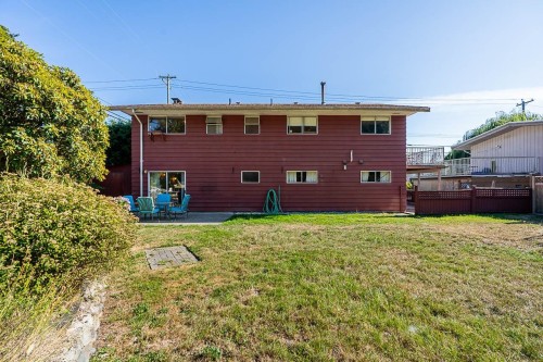 11595 75A Avenue, Delta, BC - Outdoor With Exterior