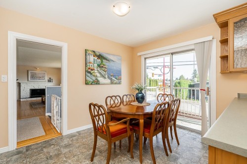 11595 75A Avenue, Delta, BC - Indoor Photo Showing Dining Room