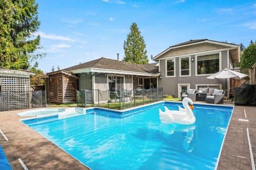 11390 Northview Crescent, Delta, BC - Outdoor With In Ground Pool With Deck Patio Veranda With Backyard