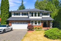 15311 28 Avenue Surrey, BC V4P 1G3