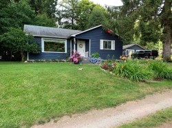 1698 176 Street Surrey, BC V3Z 9W3