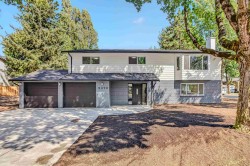 9270 149 Street Surrey, BC V3R 7B3