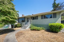 10836 128 Street  Surrey, BC V3T 3A3