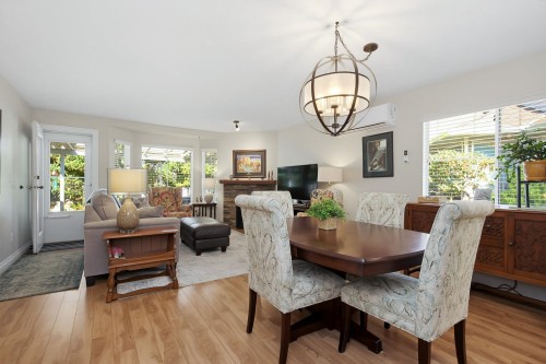 19-1973 Winfield Drive, Abbotsford, BC - Indoor Photo Showing Dining Room