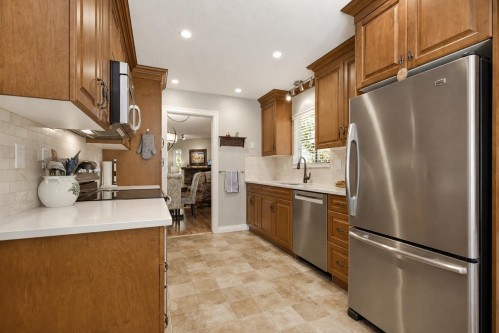 19-1973 Winfield Drive, Abbotsford, BC - Indoor Photo Showing Kitchen