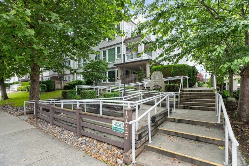 109-17727 58 Avenue, Surrey, BC - Outdoor