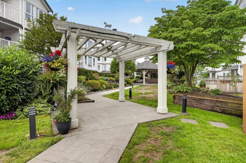 109-17727 58 Avenue, Surrey, BC - Outdoor