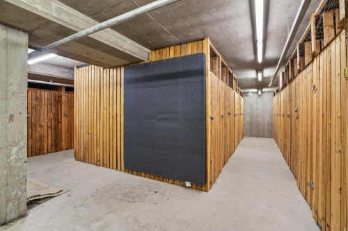 109-17727 58 Avenue, Surrey, BC - Indoor Photo Showing Other Room
