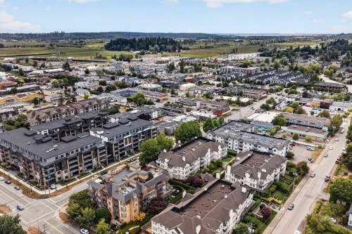 109-17727 58 Avenue, Surrey, BC - Outdoor With View