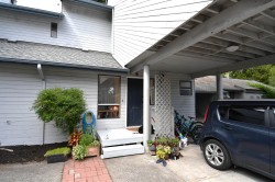 15855 Alder Place  Surrey, BC V4A 5J1