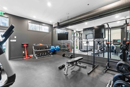 67-9718 161A Street, Surrey, BC - Indoor Photo Showing Gym Room