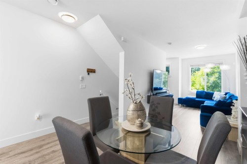 67-9718 161A Street, Surrey, BC - Indoor Photo Showing Dining Room