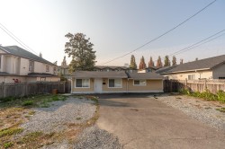 10269 139a Street Surrey, BC V3T 4M1