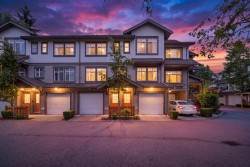 18-16233 83 Avenue Surrey, BC V4N 0Z3