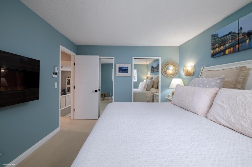 11970 Staples Crescent, Delta, BC - Indoor Photo Showing Bedroom