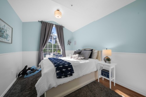 35993 Eaglecrest Place, Abbotsford, BC - Indoor Photo Showing Bedroom