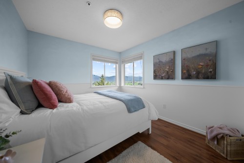 35993 Eaglecrest Place, Abbotsford, BC - Indoor Photo Showing Bedroom